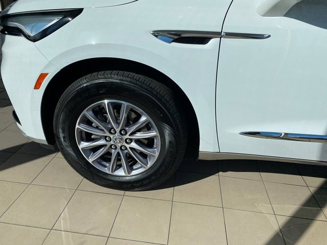 Certified 2024 Buick Enclave Essence image 19