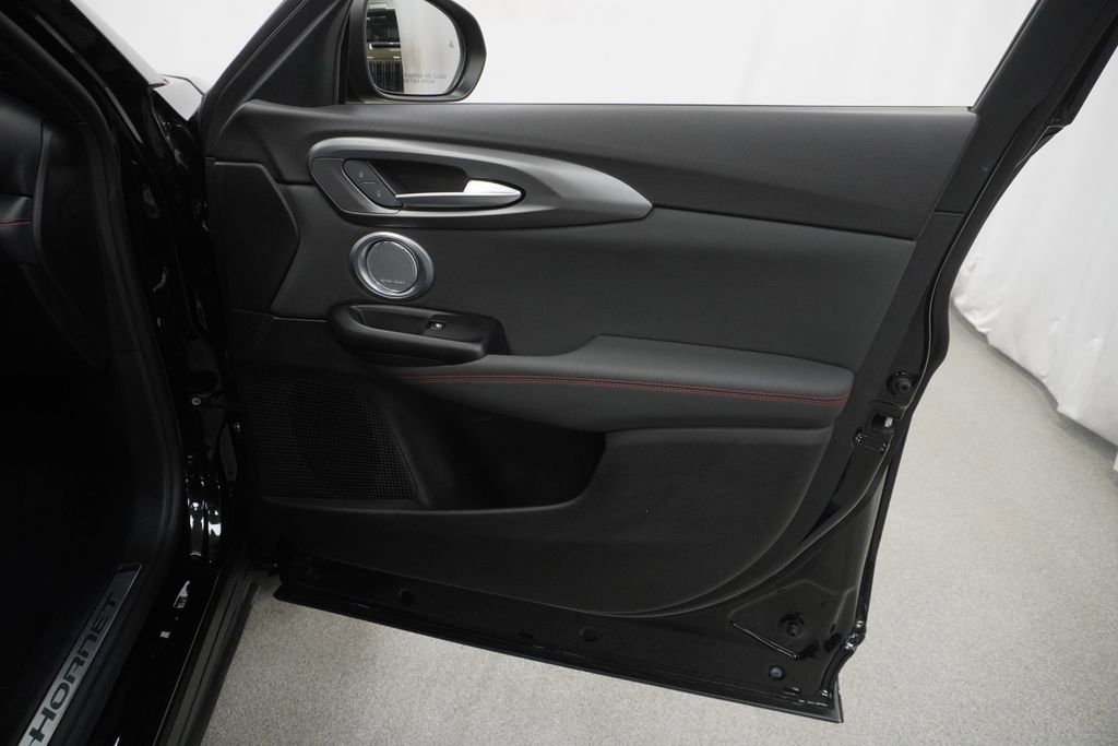 Used 2025 Dodge Hornet R/T AWD/4WD image 46