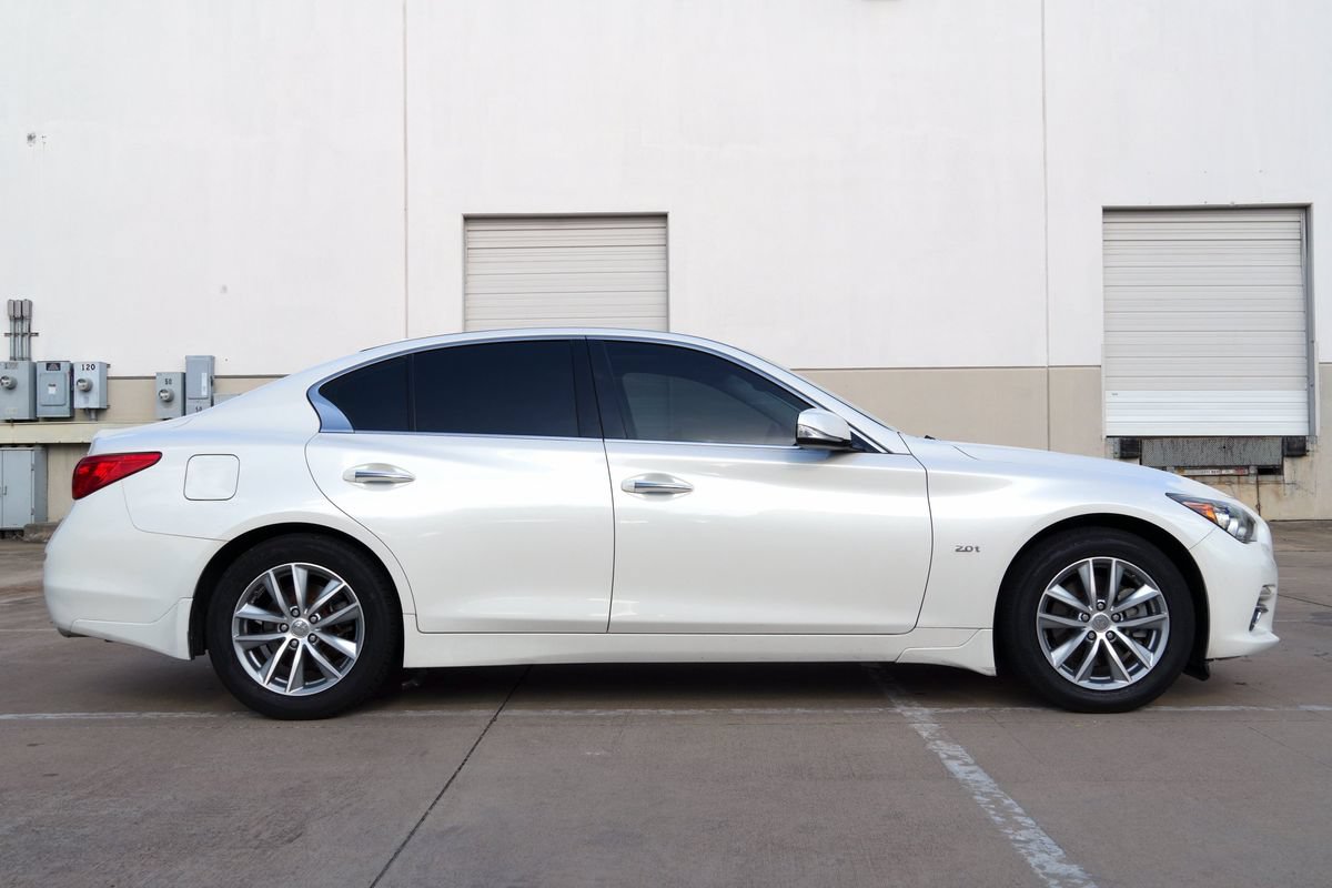 Used 2016 INFINITI Q50 Premium w/ 2.0T Premium Plus Package RWD image 14