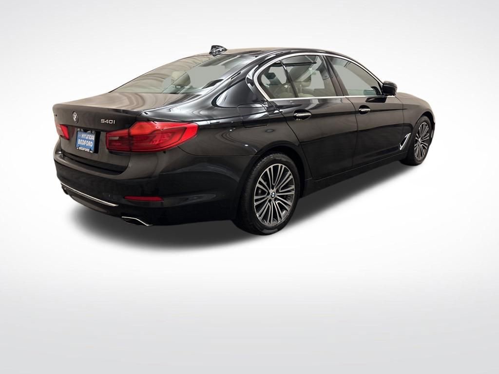 Used 2018 BMW 540i xDrive w/ Premium Package image 5