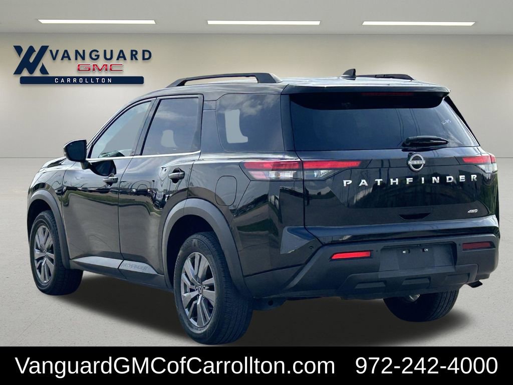 Used 2025 Nissan Pathfinder SV image 6
