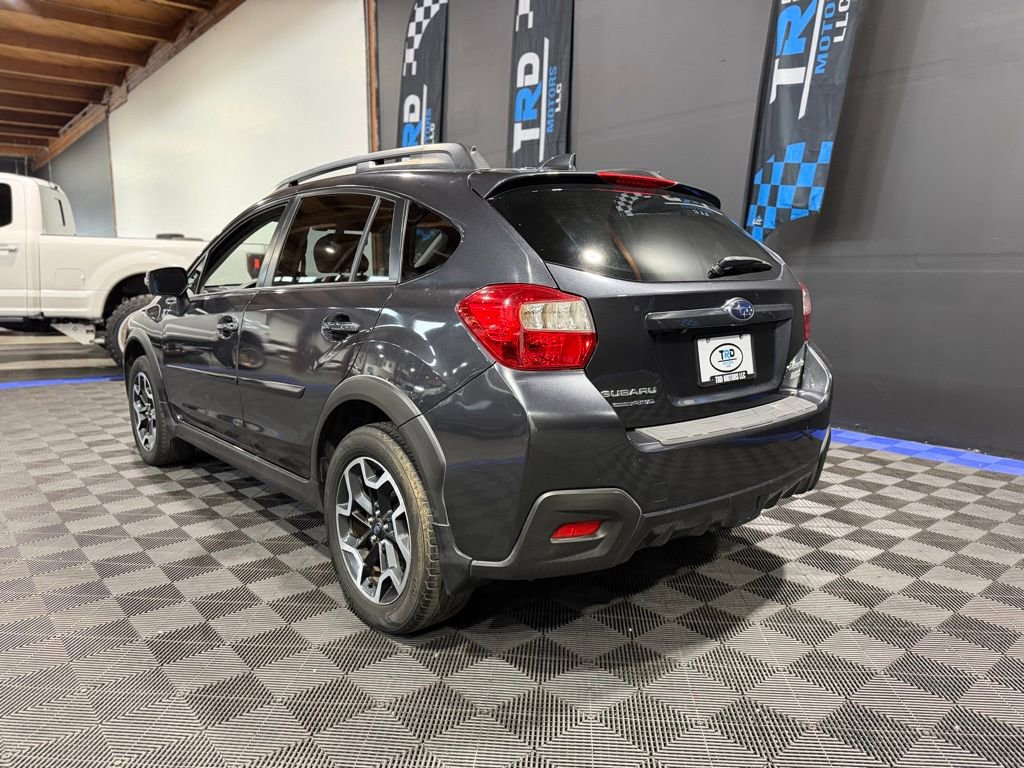 Used 2016 Subaru Crosstrek 2.0i Limited image 3