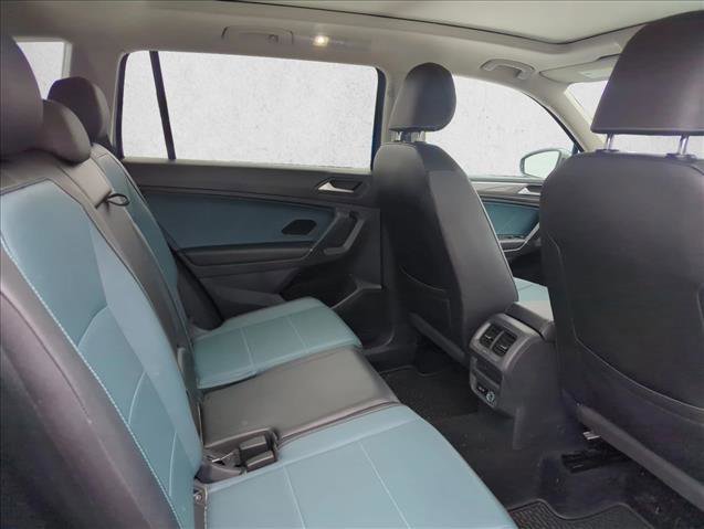 Used 2020 Volkswagen Tiguan SE image 16