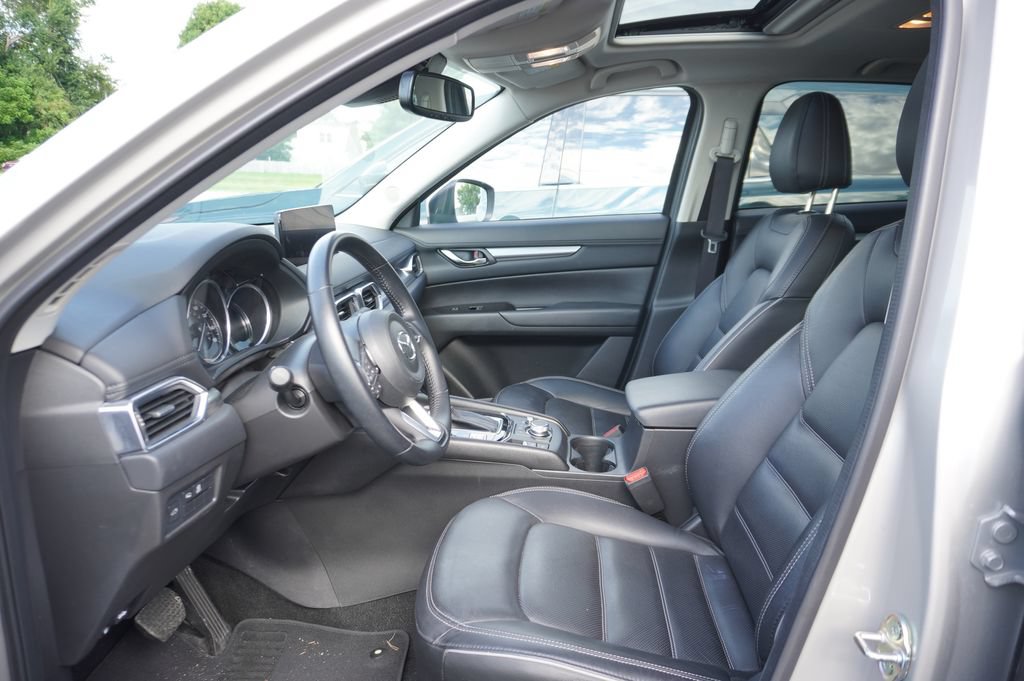 Used 2025 MAZDA CX-5 AWD 2.5 S w/ Preferred Package image 2