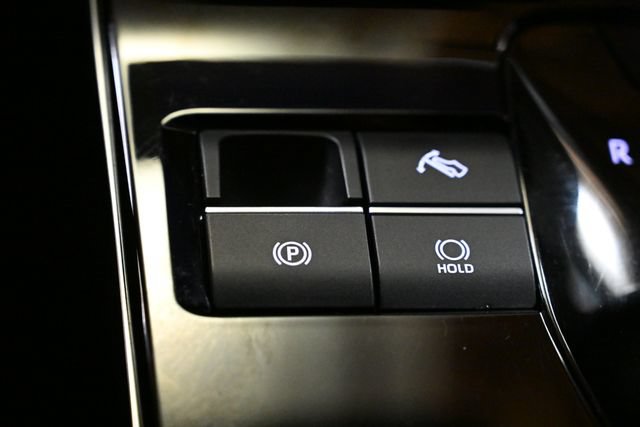 Used 2023 Subaru Solterra AWD image 32