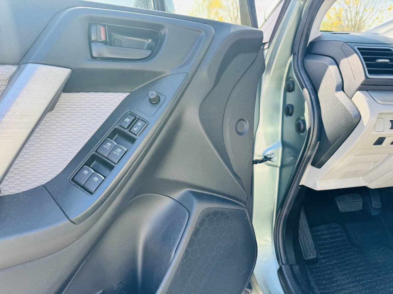 Used 2018 Subaru Forester 2.5i Premium w/ Protection Package #1A image 15