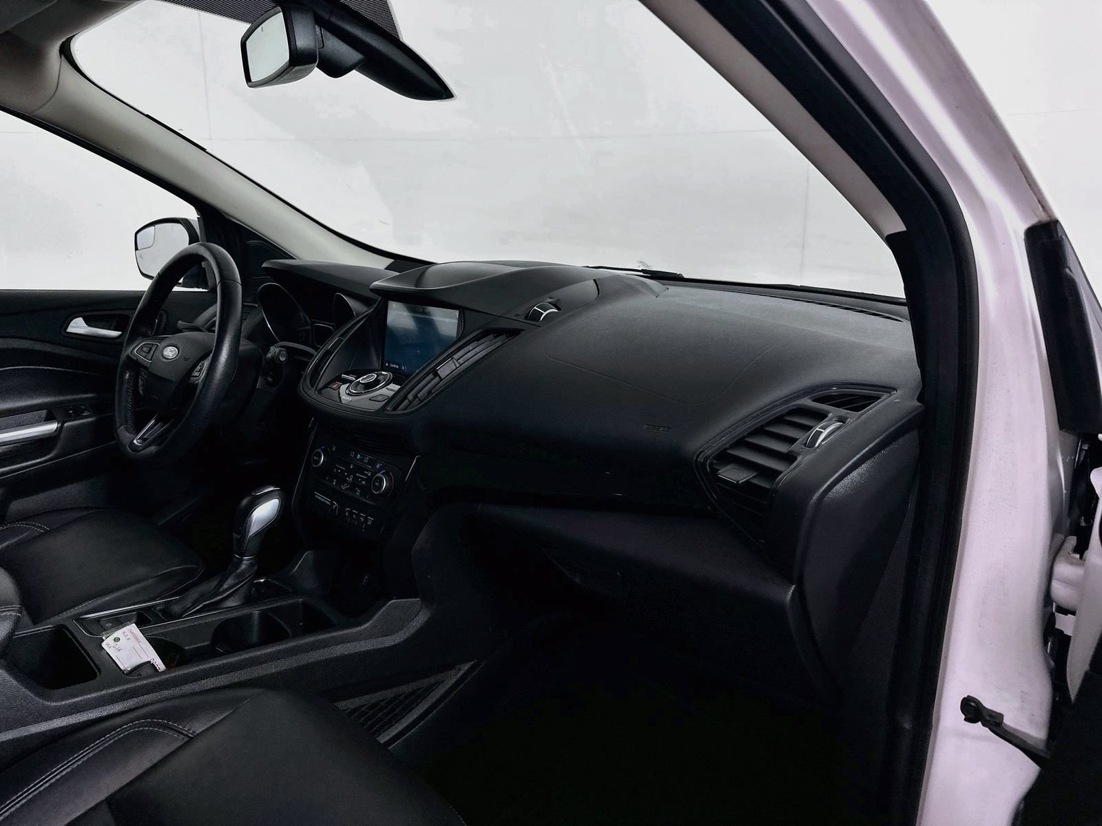 Used 2019 Ford Escape Titanium AWD/4WD image 27