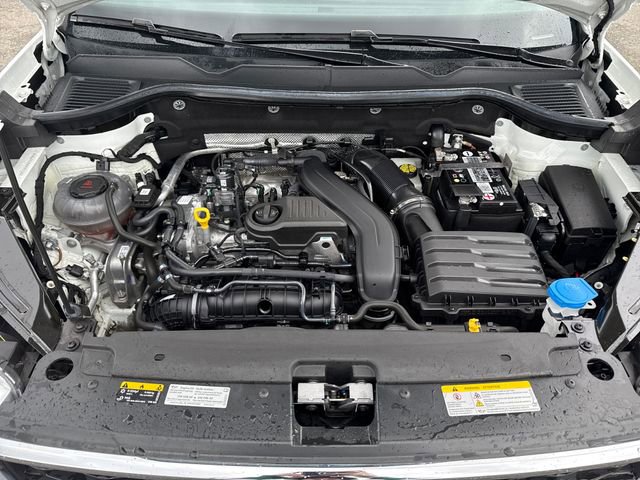 Used 2023 Volkswagen Taos S image 32