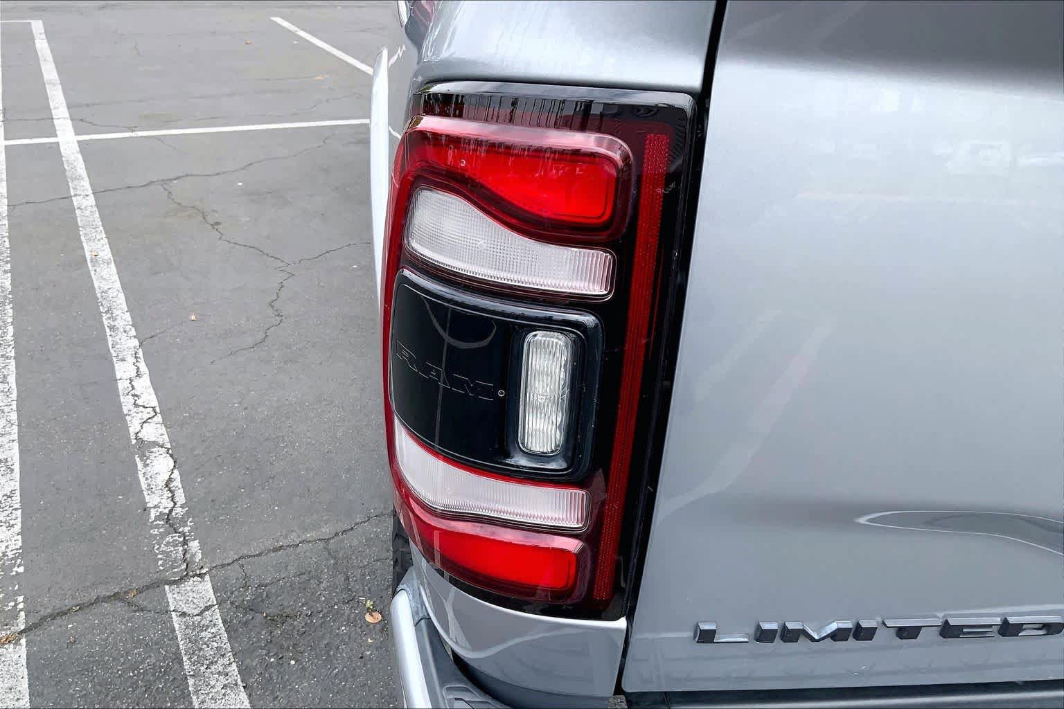Used 2022 RAM 2500 Limited AWD/4WD image 28