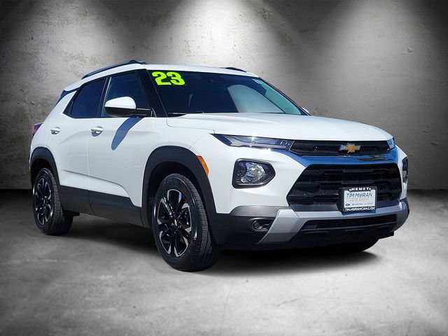 Used 2023 Chevrolet TrailBlazer LT image 2