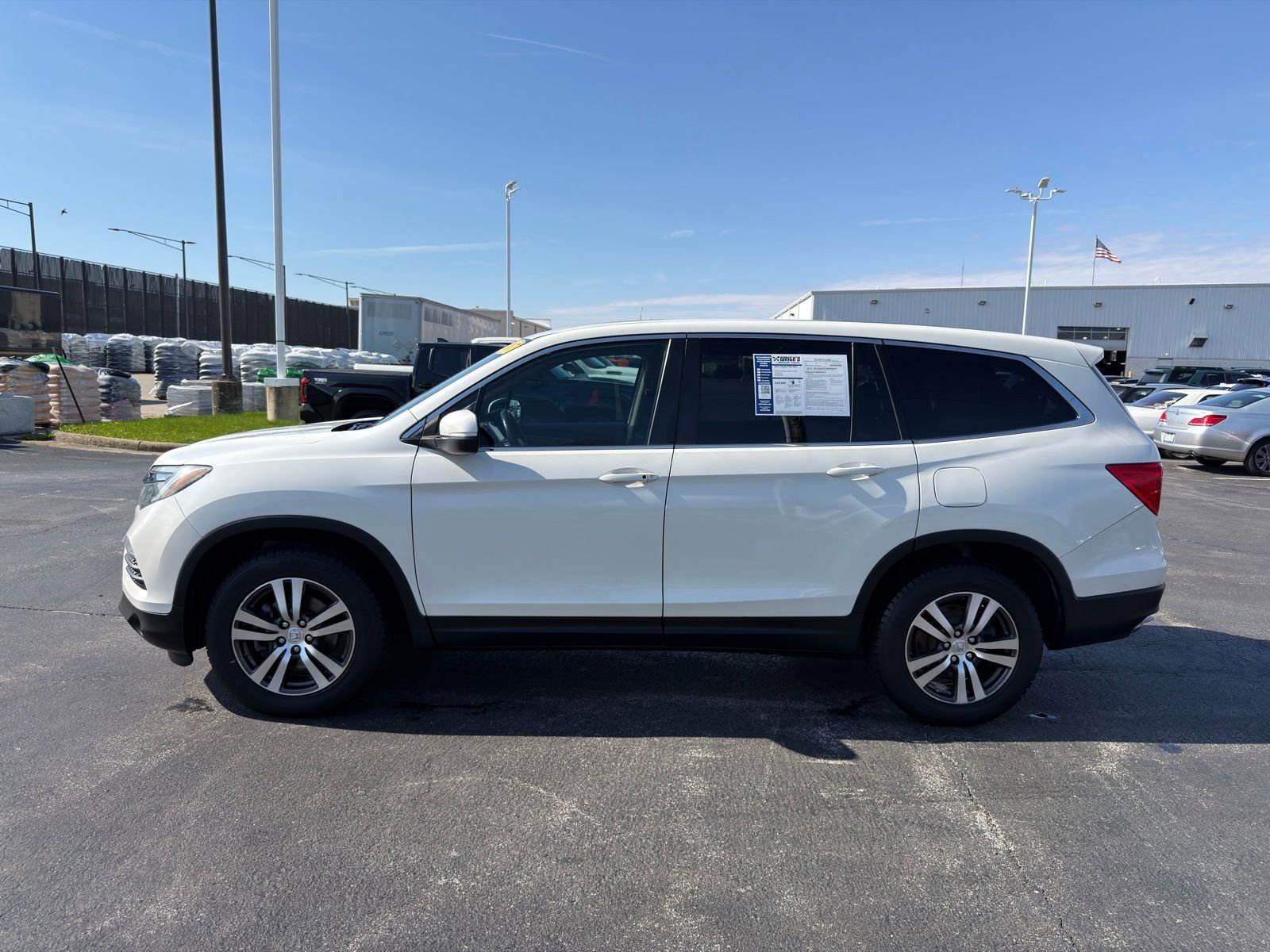 Used 2017 Honda Pilot EX-L image 3