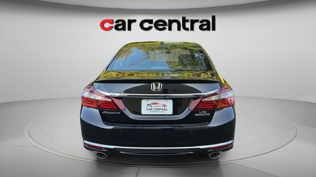 Used 2016 Honda Accord Touring image 33