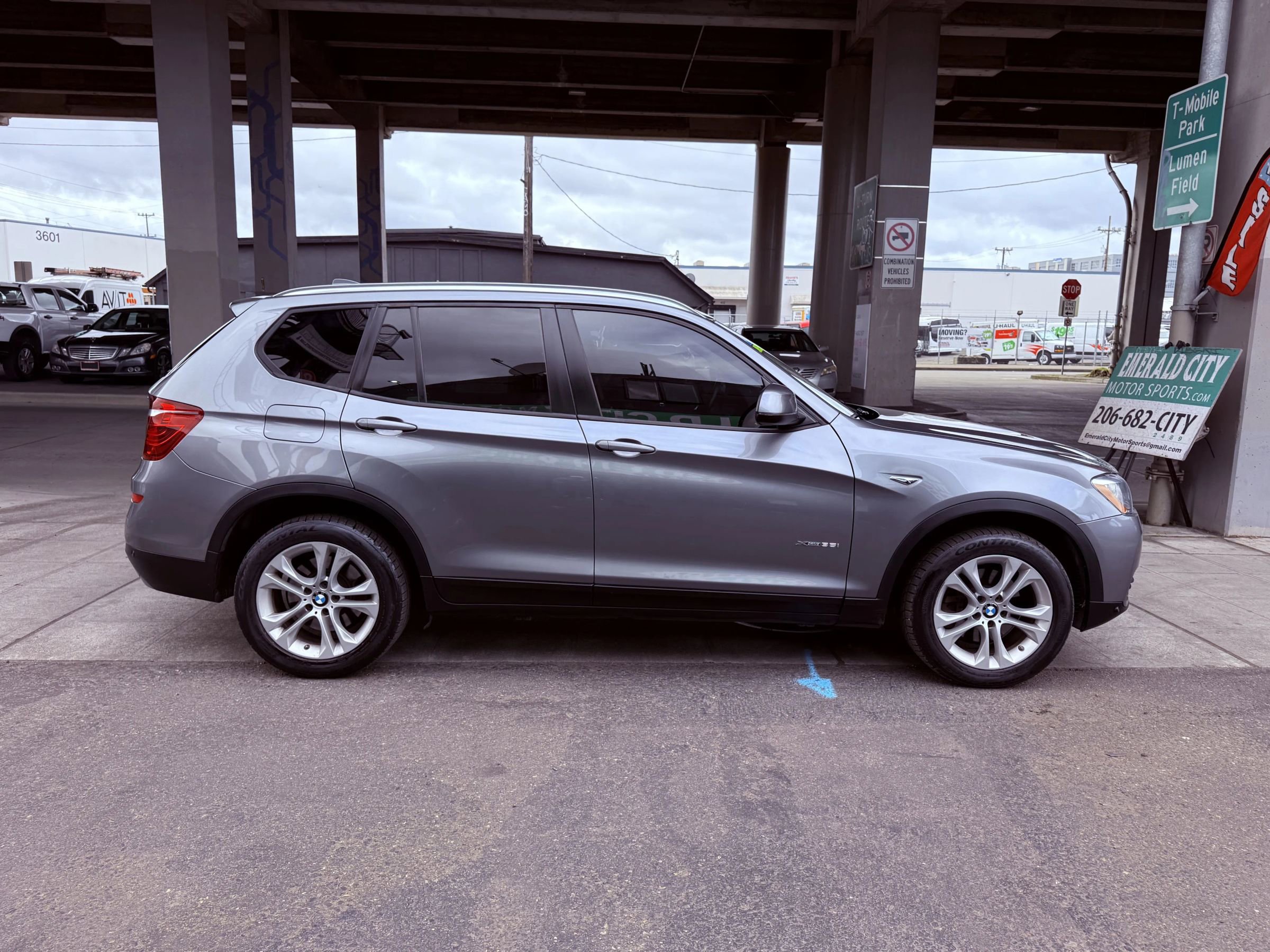 Used 2017 BMW X3 xDrive35i AWD/4WD image 4