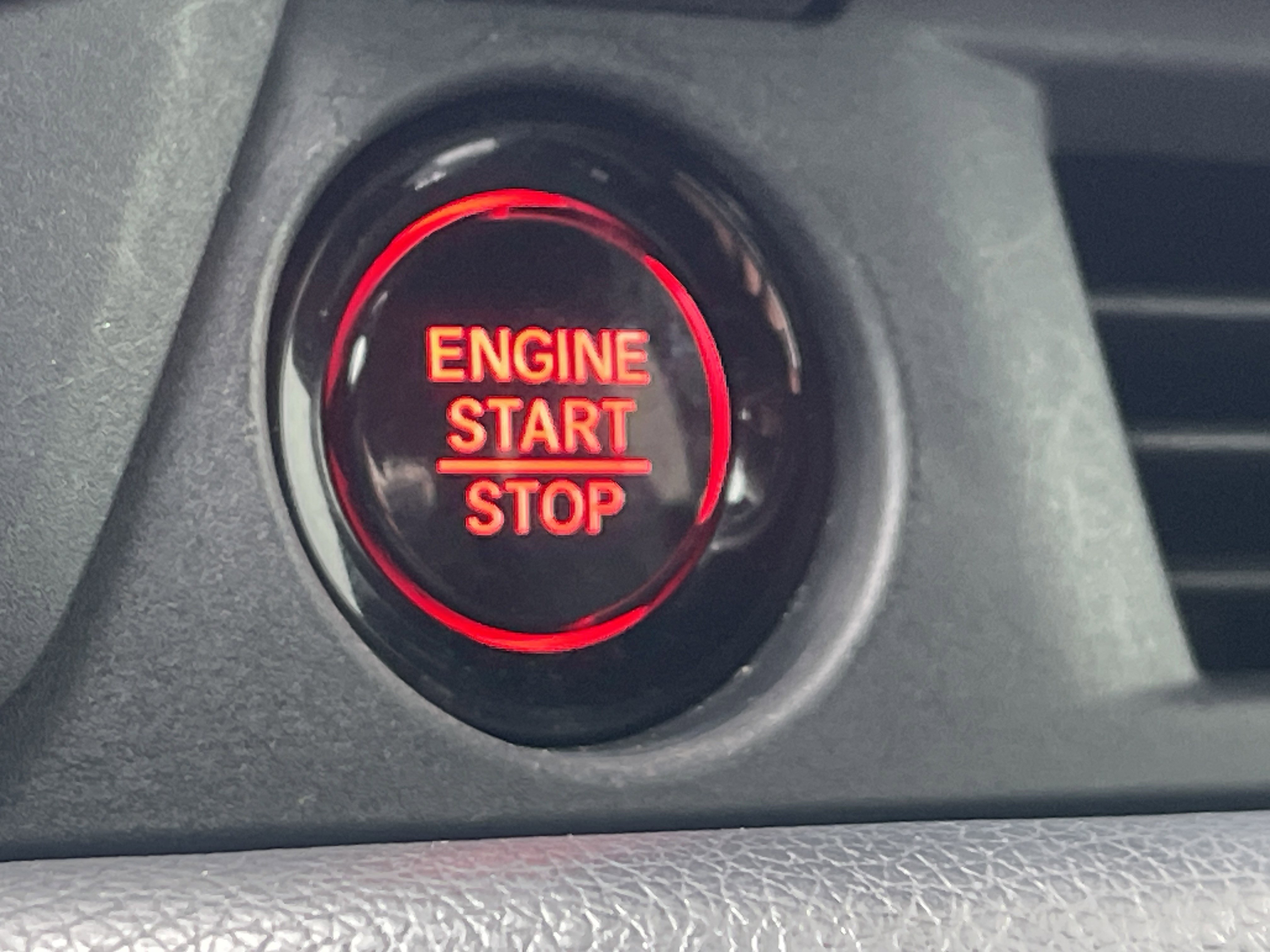 Certified 2024 Honda Pilot TrailSport image 15