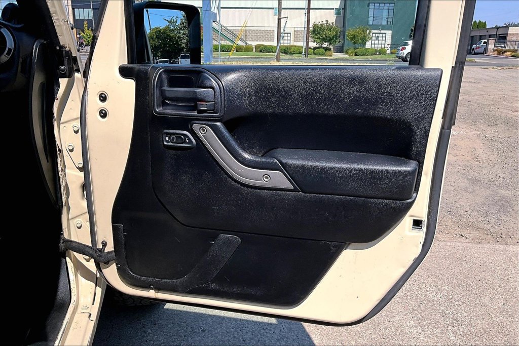 Used 2011 Jeep Wrangler Unlimited Sport AWD/4WD image 23