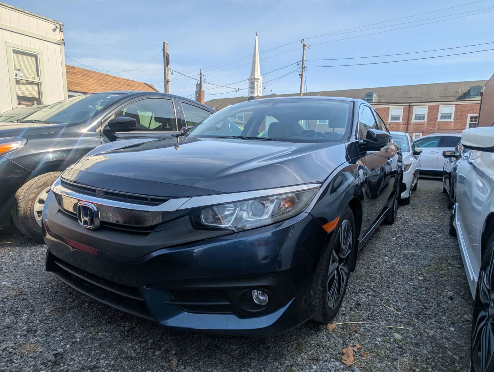 Used 2017 Honda Civic EX-T image 2