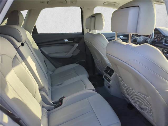 Used 2020 Audi Q5 2.0T Premium Plus image 24