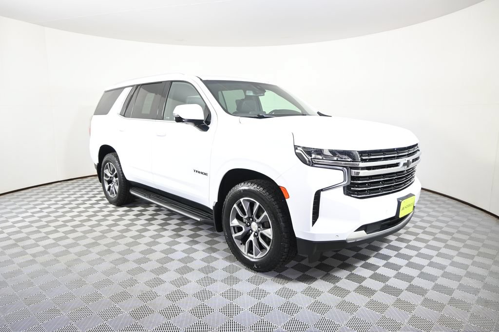 Used 2022 Chevrolet Tahoe LT w/ Luxury Package AWD/4WD image 9