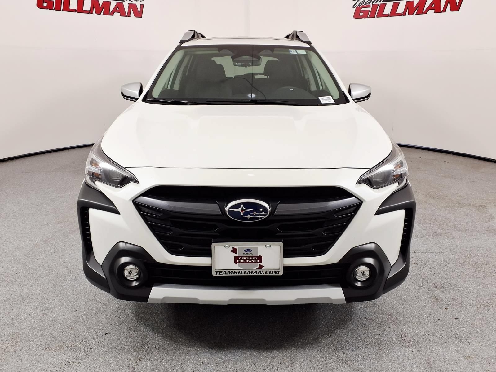 Certified 2025 Subaru Outback Touring AWD/4WD image 2