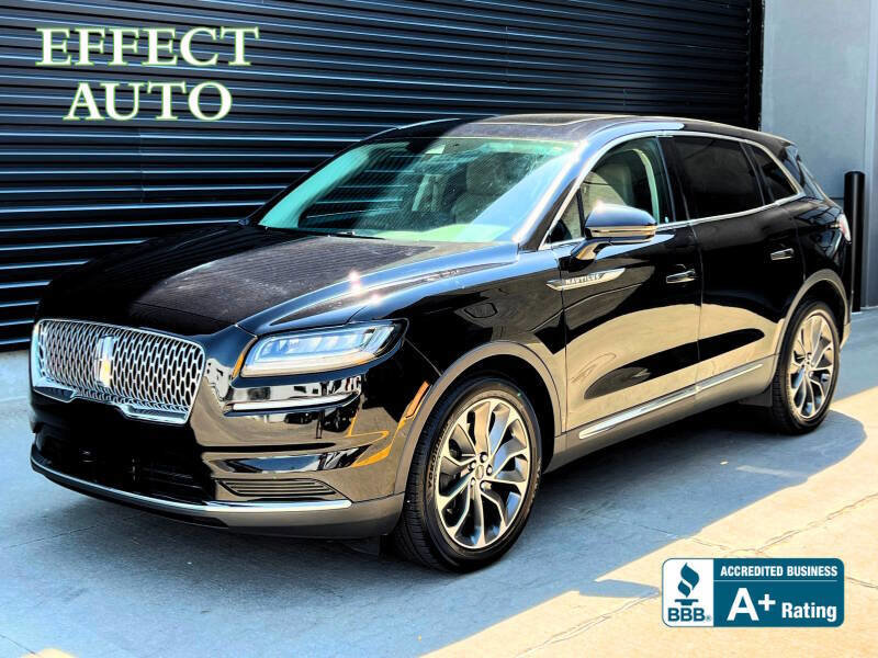 Used 2022 Lincoln Nautilus Reserve image 1