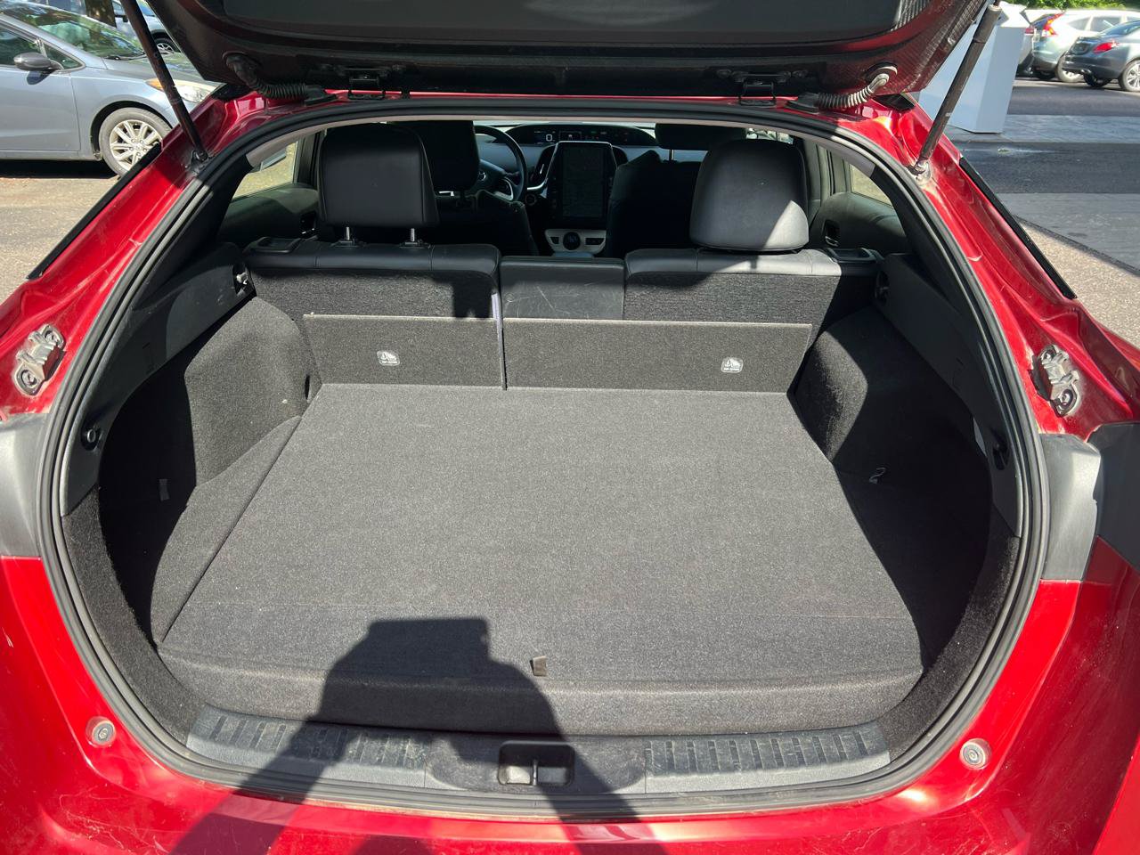 Used 2018 Toyota Prius Prime Premium FWD image 12