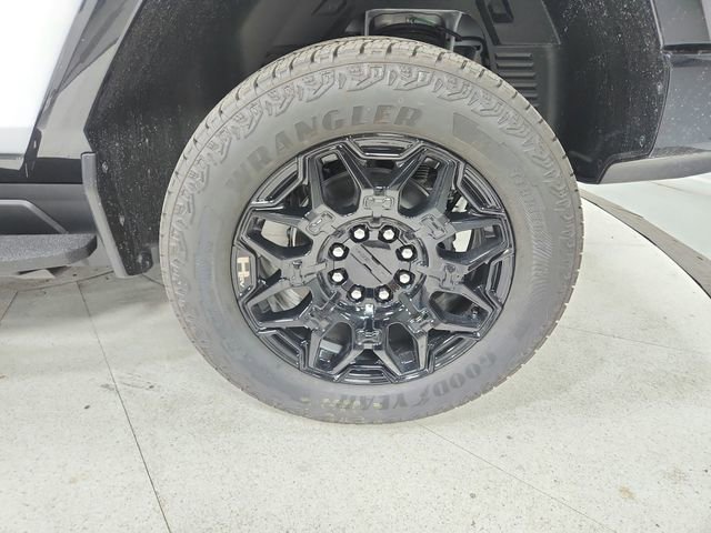 New 2026 GMC Hummer EV 2X image 45