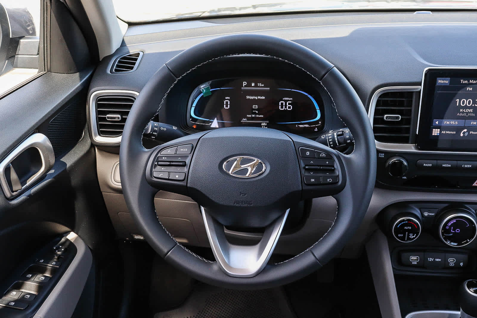 New 2026 Hyundai Venue SEL FWD image 19