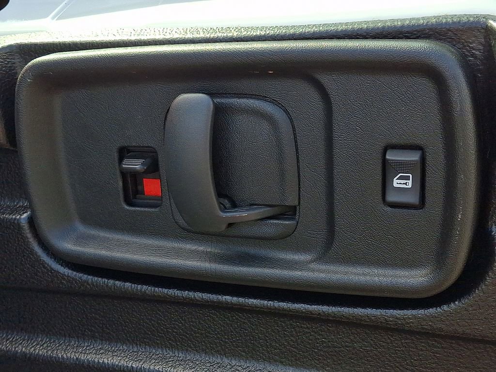 Used 2024 GMC Savana 2500 w/ Driver Convenience Package image 28