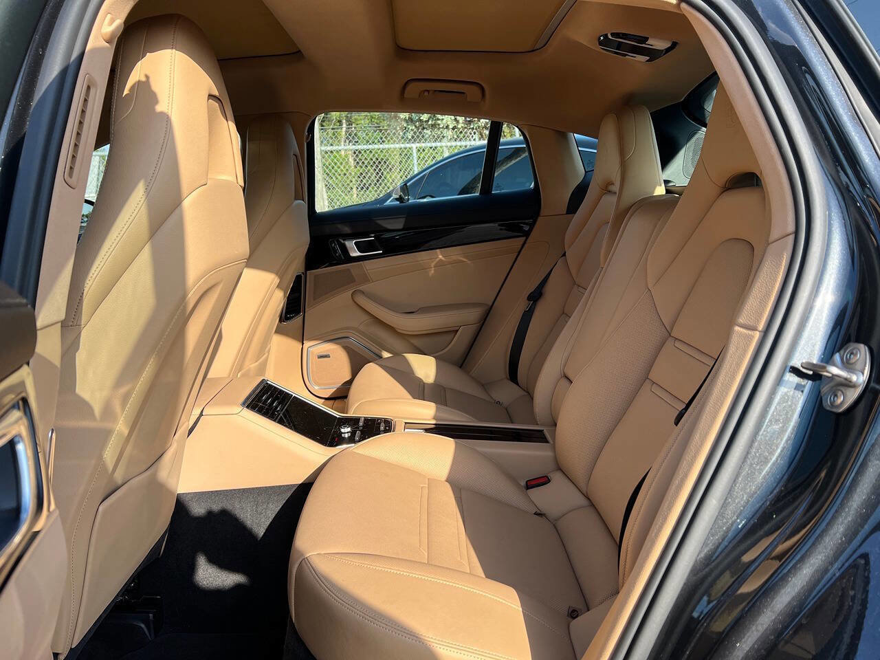 Used 2021 Porsche Panamera Base 4dr Sedan RWD image 14