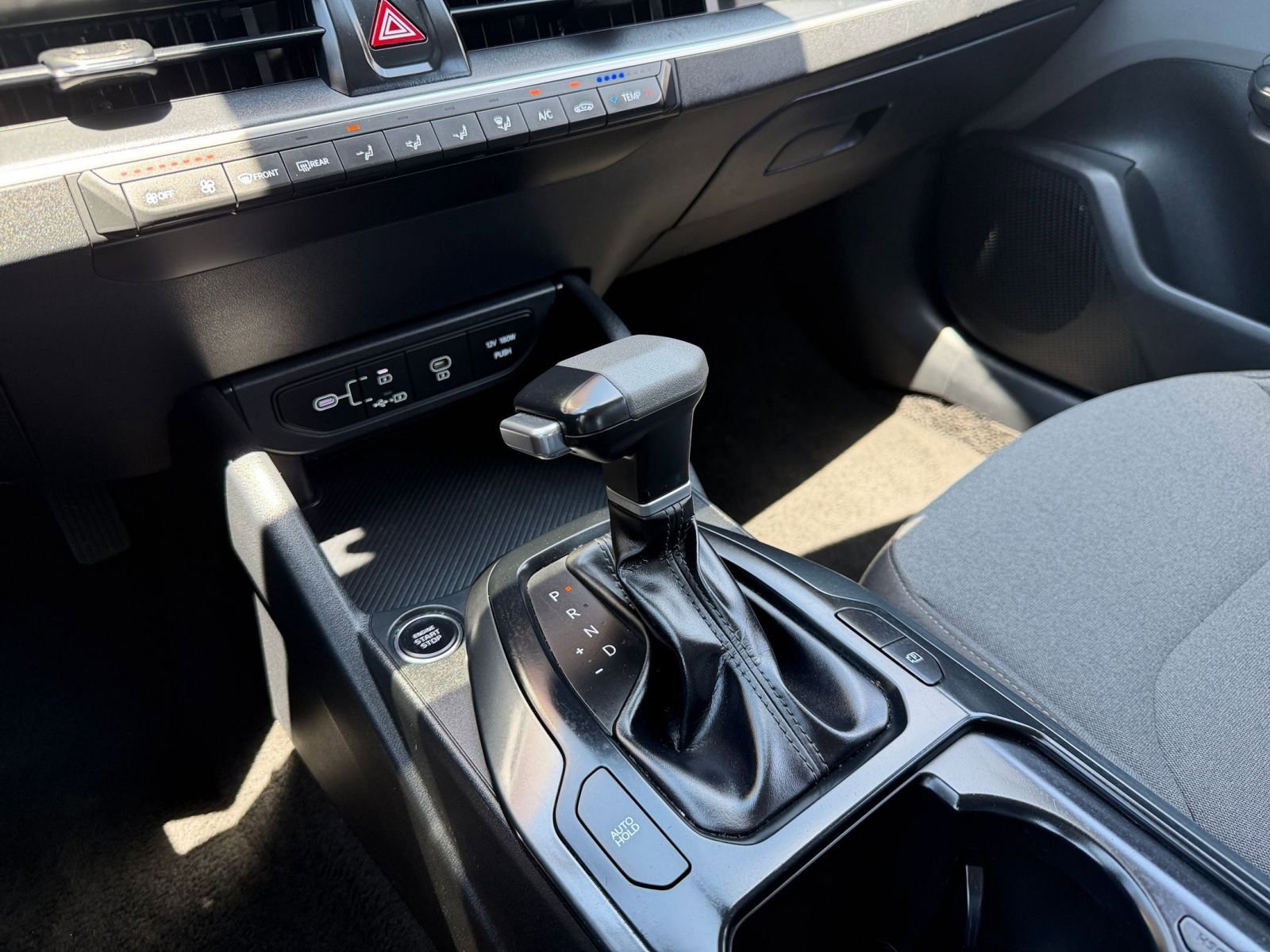 Used 2025 Kia K4 FWD image 40