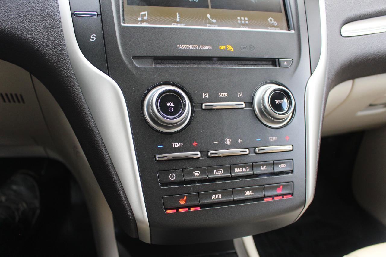 Used 2018 Lincoln MKC Premiere image 25