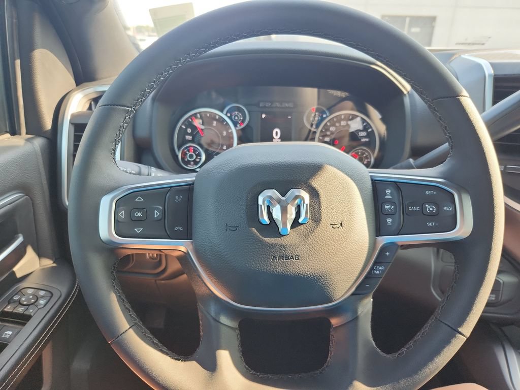 New 2026 RAM 3500 Big Horn AWD/4WD image 13