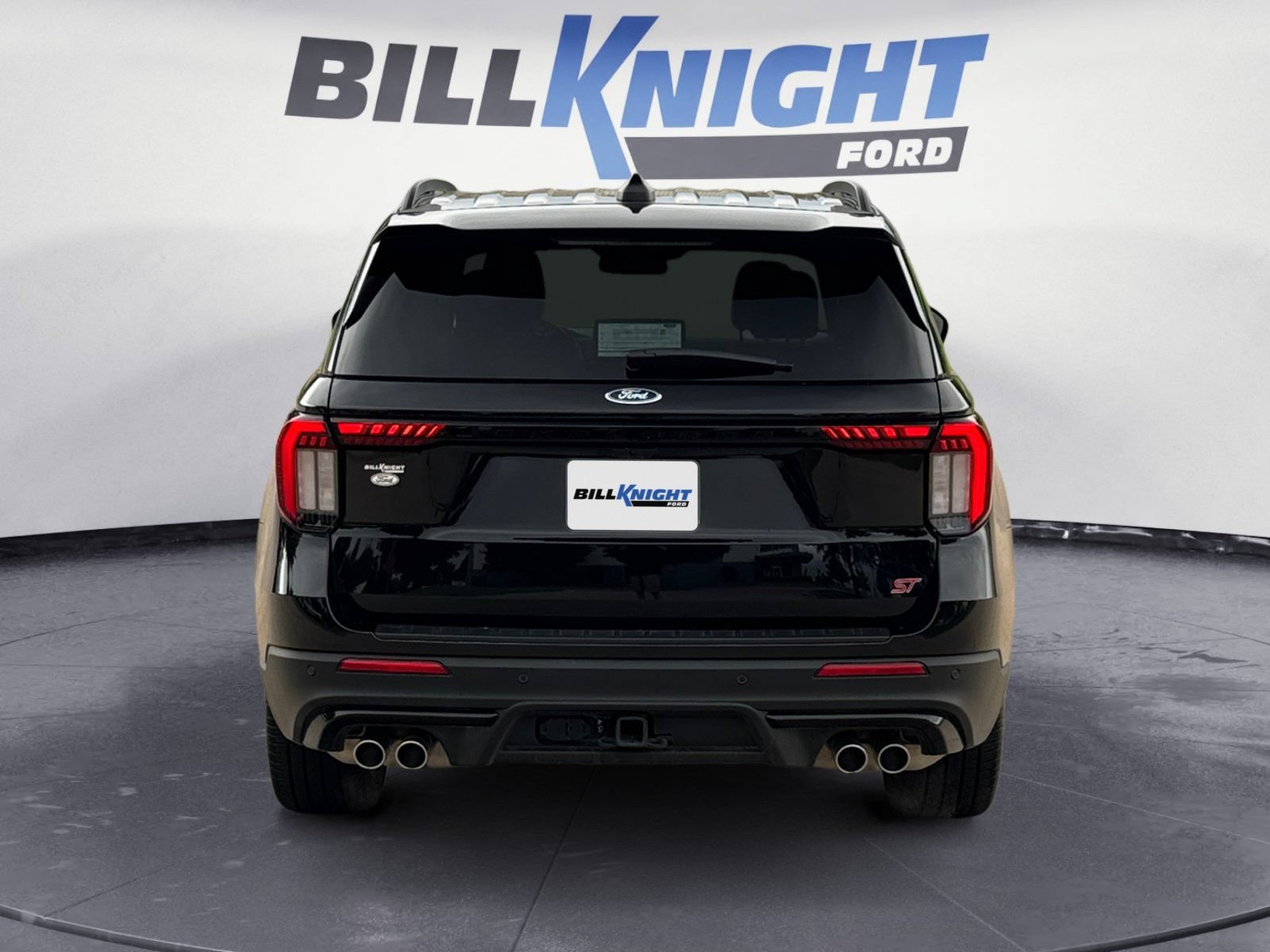 Used 2025 Ford Explorer ST AWD/4WD image 4
