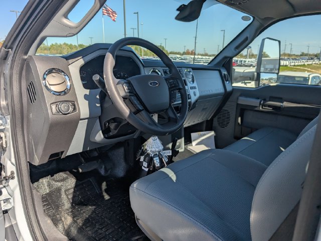 New 2027 Ford F750 2WD Regular Cab Super Duty image 10