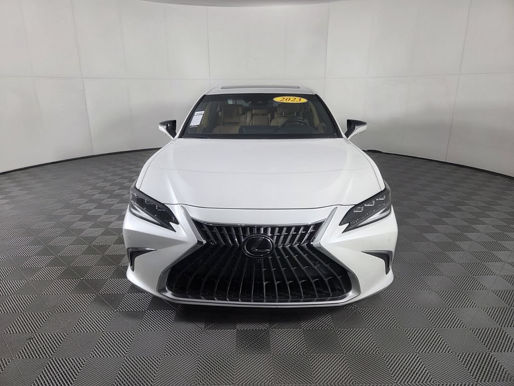 Used 2023 Lexus ES 350 Ultra Luxury w/ Accessory Package (Z1) FWD image 3