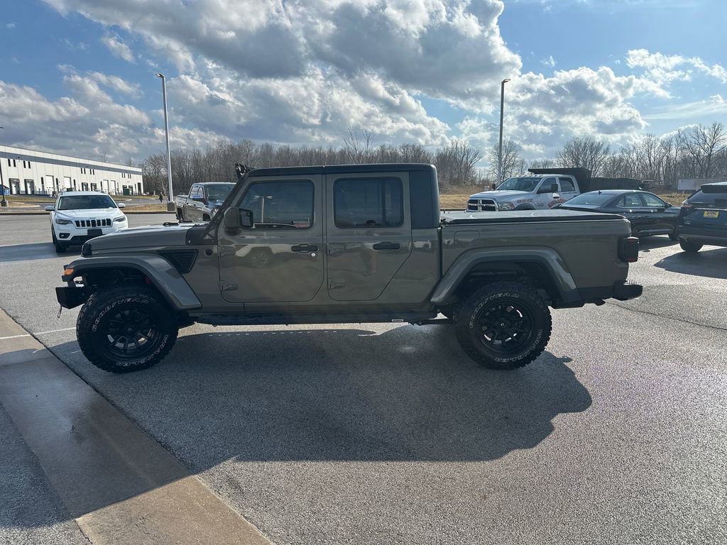 Used 2020 Jeep Gladiator Sport image 6