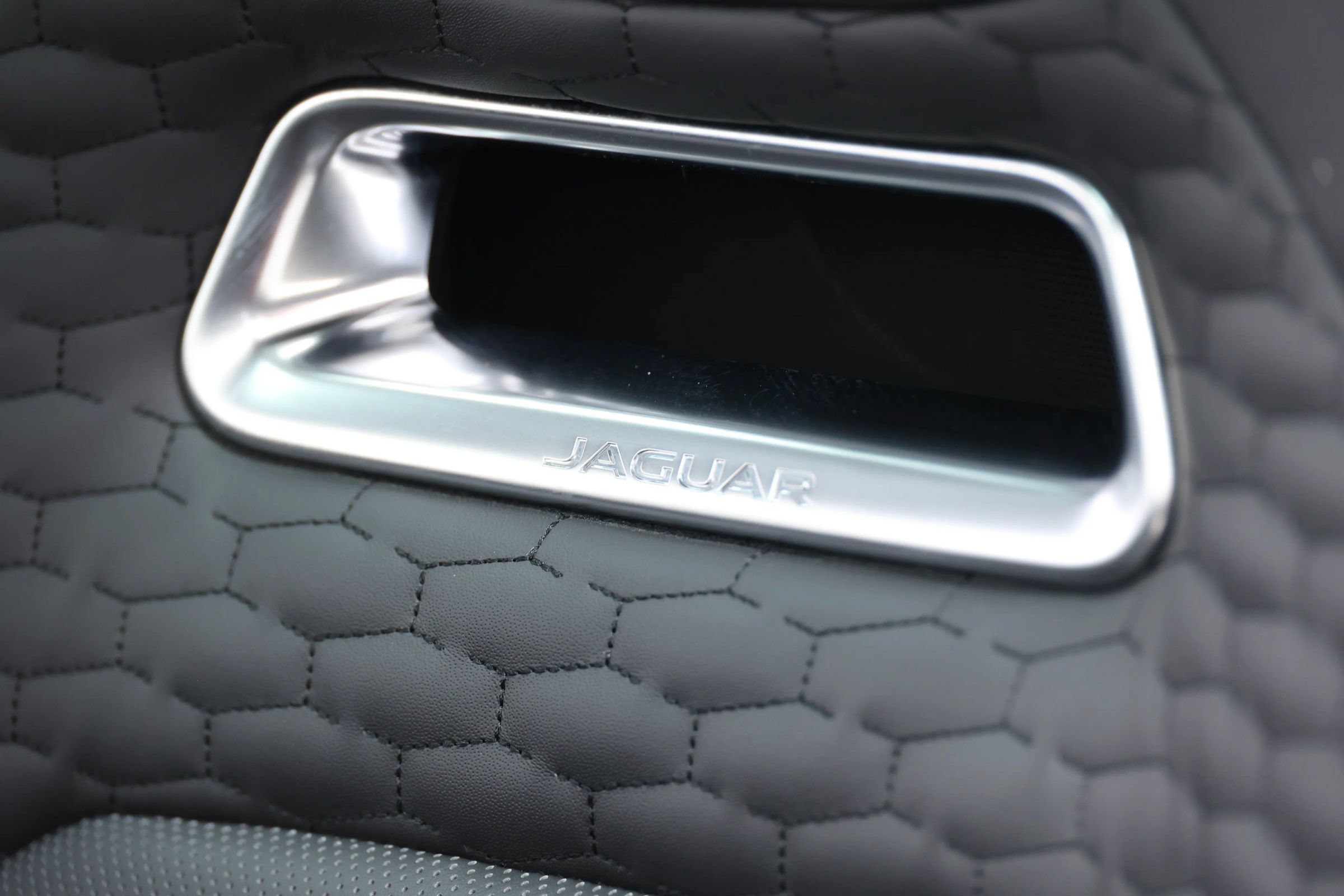 Used 2021 Jaguar F-TYPE R AWD/4WD image 22