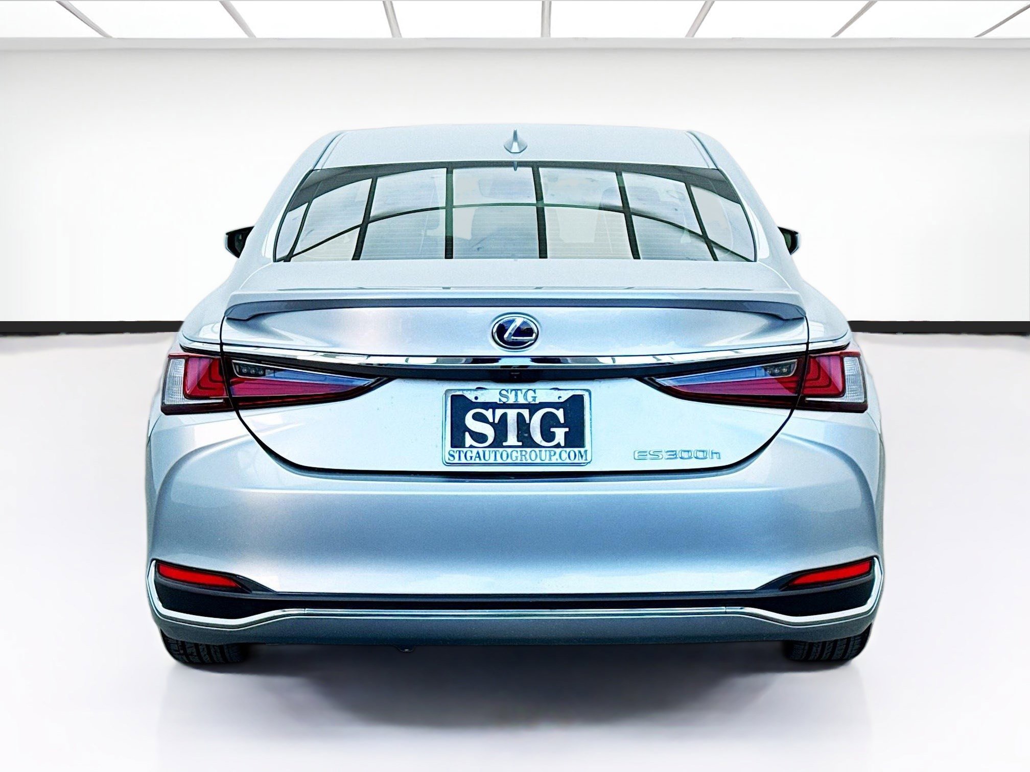Used 2022 Lexus ES 300h image 5