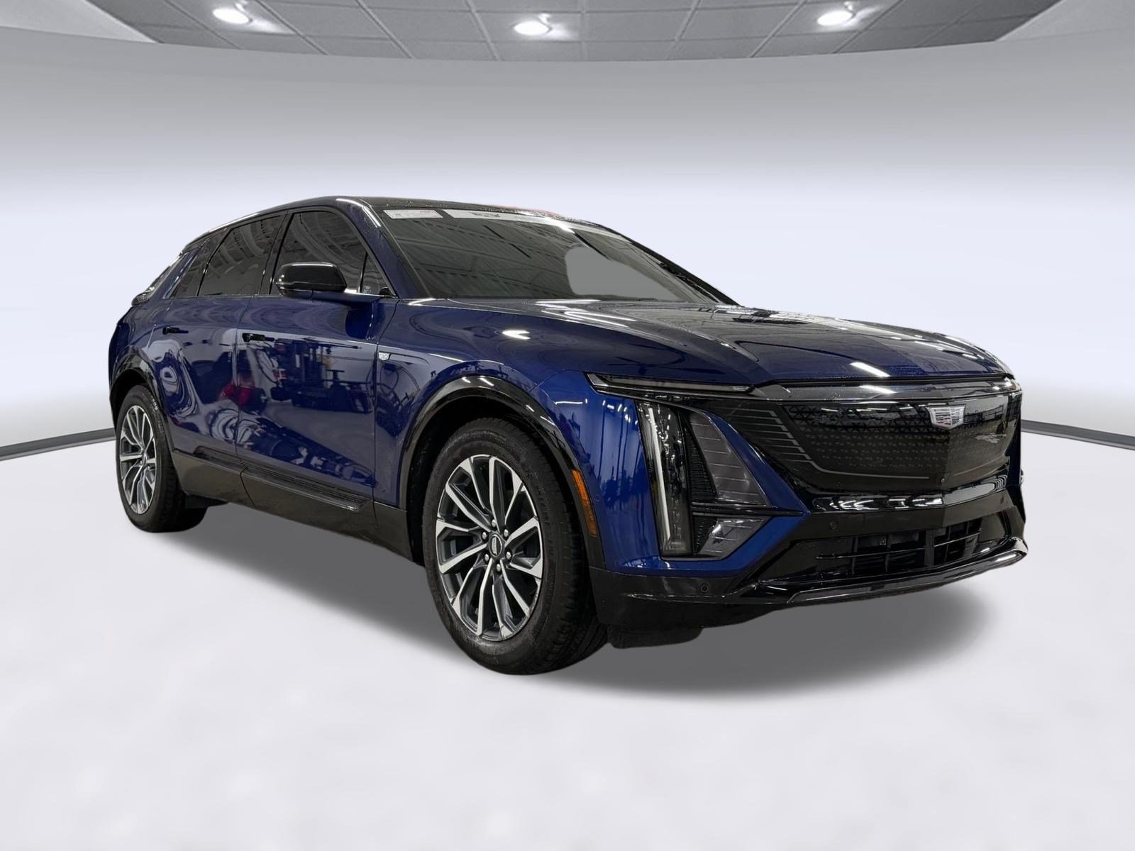 Certified 2024 Cadillac Lyriq Sport RWD image 7