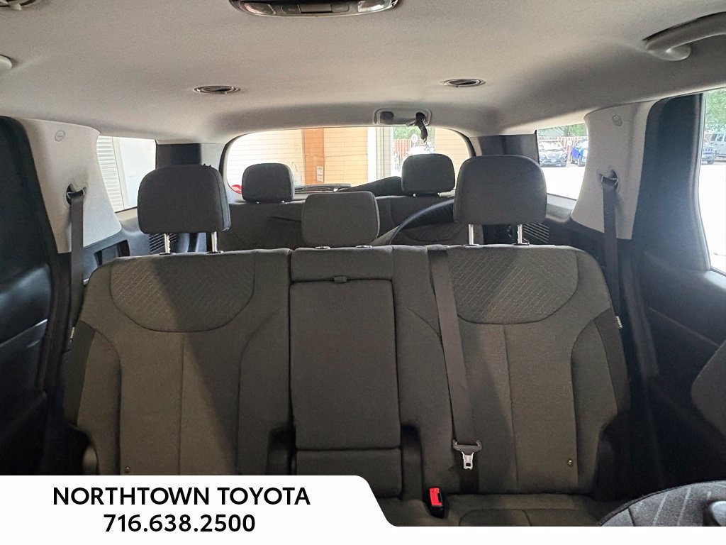 Used 2023 Hyundai Palisade SE AWD/4WD image 17