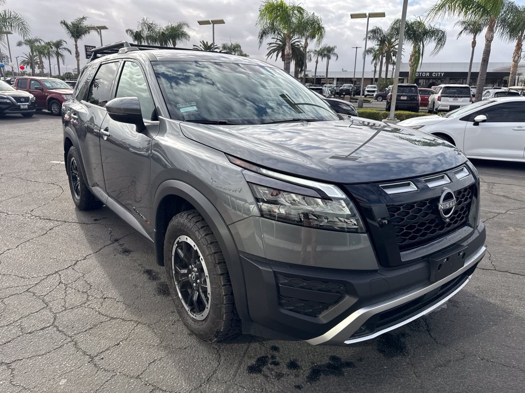 Used 2024 Nissan Pathfinder Rock Creek AWD/4WD image 5