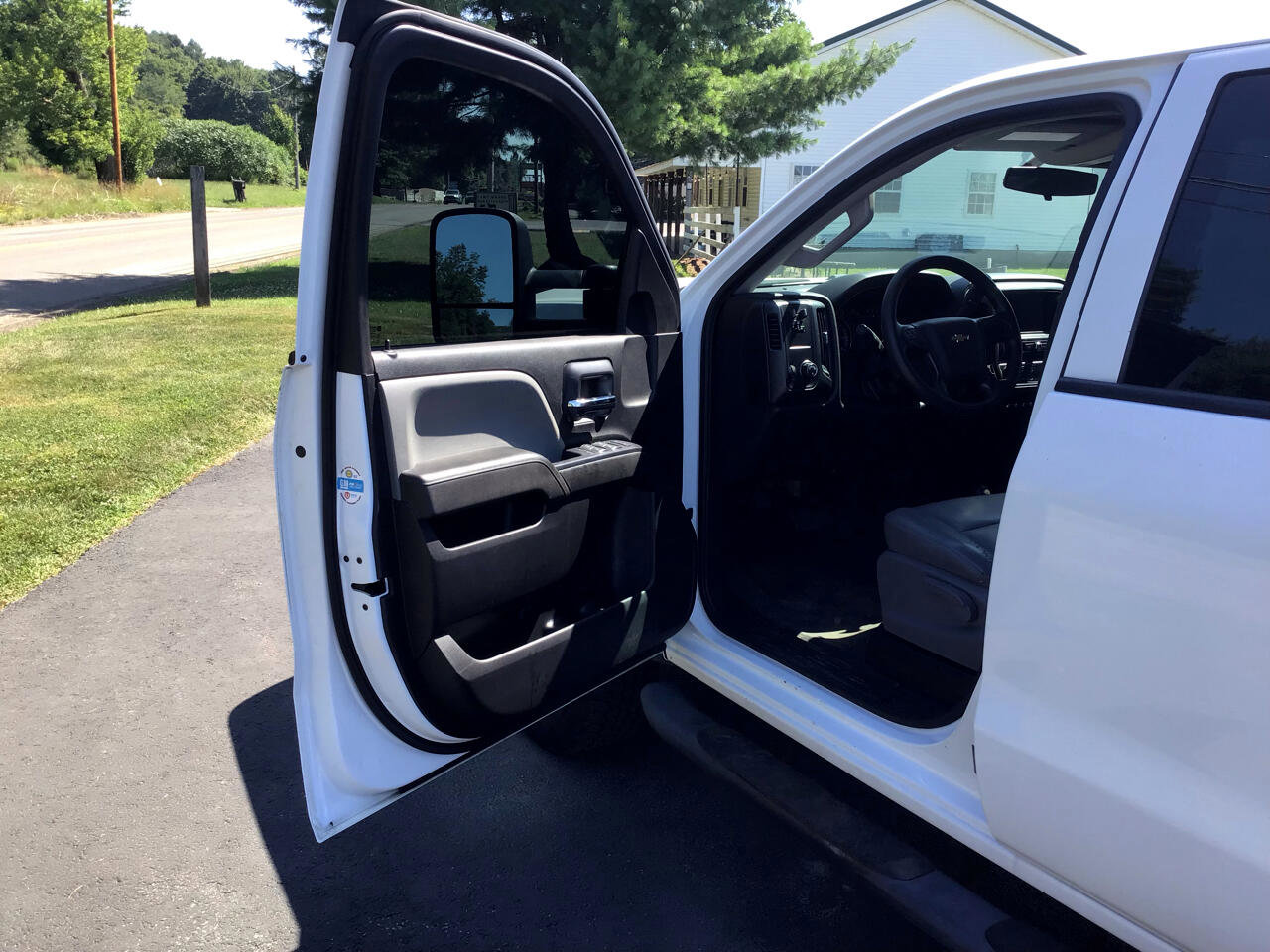 Used 2019 Chevrolet Silverado 2500 W/T w/ Snow Plow Prep Package image 19