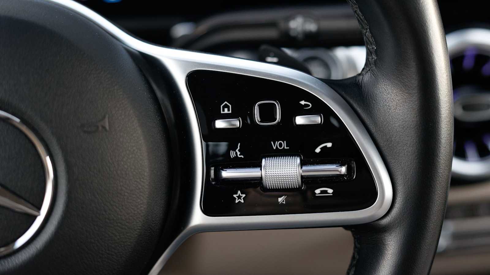 Certified 2023 Mercedes-Benz GLB 250 4MATIC image 34