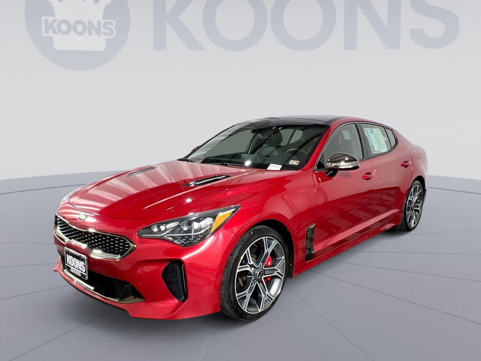Used 2018 Kia Stinger GT1 image 1