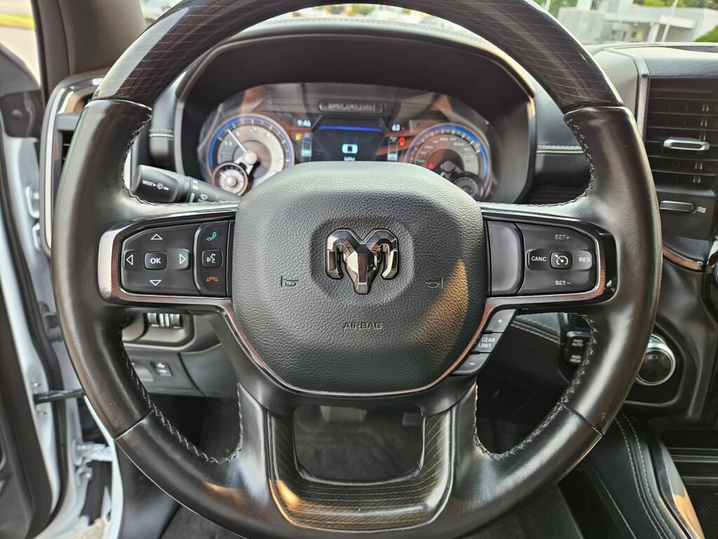 Used 2022 RAM 1500 Limited w/ Body-Colour Bumper Group AWD/4WD image 23