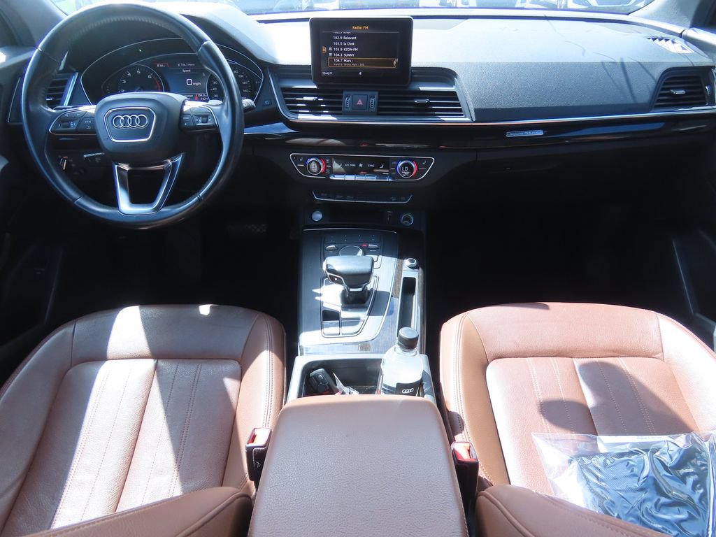 Used 2019 Audi Q5 2.0T Premium w/ Convenience Package AWD/4WD image 7