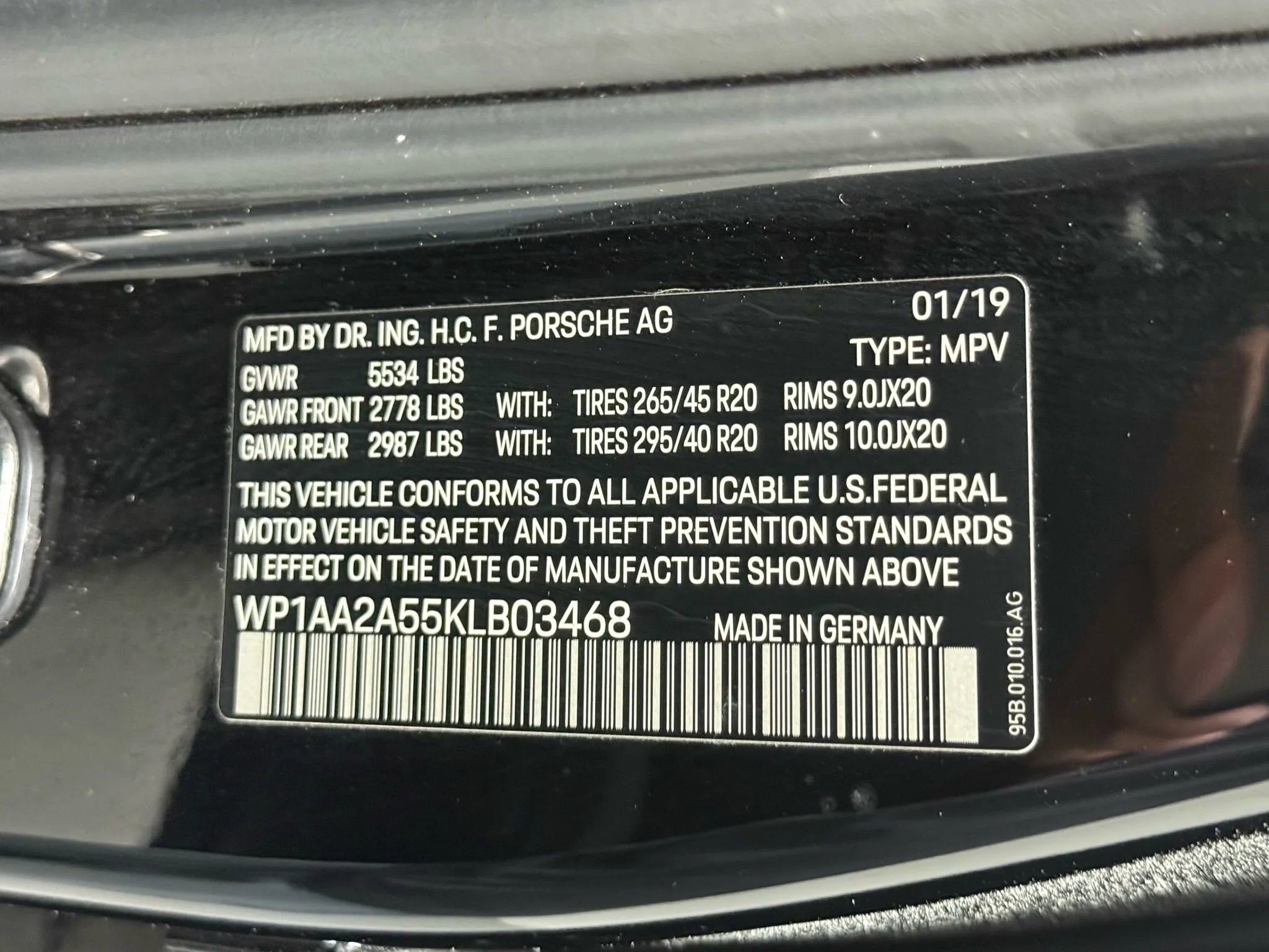 Used 2019 Porsche Macan Sport Edition image 53