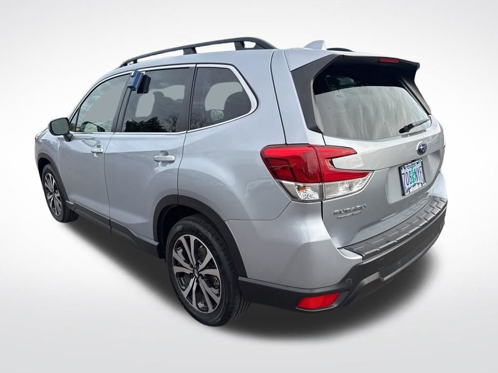 Used 2022 Subaru Forester Limited image 5