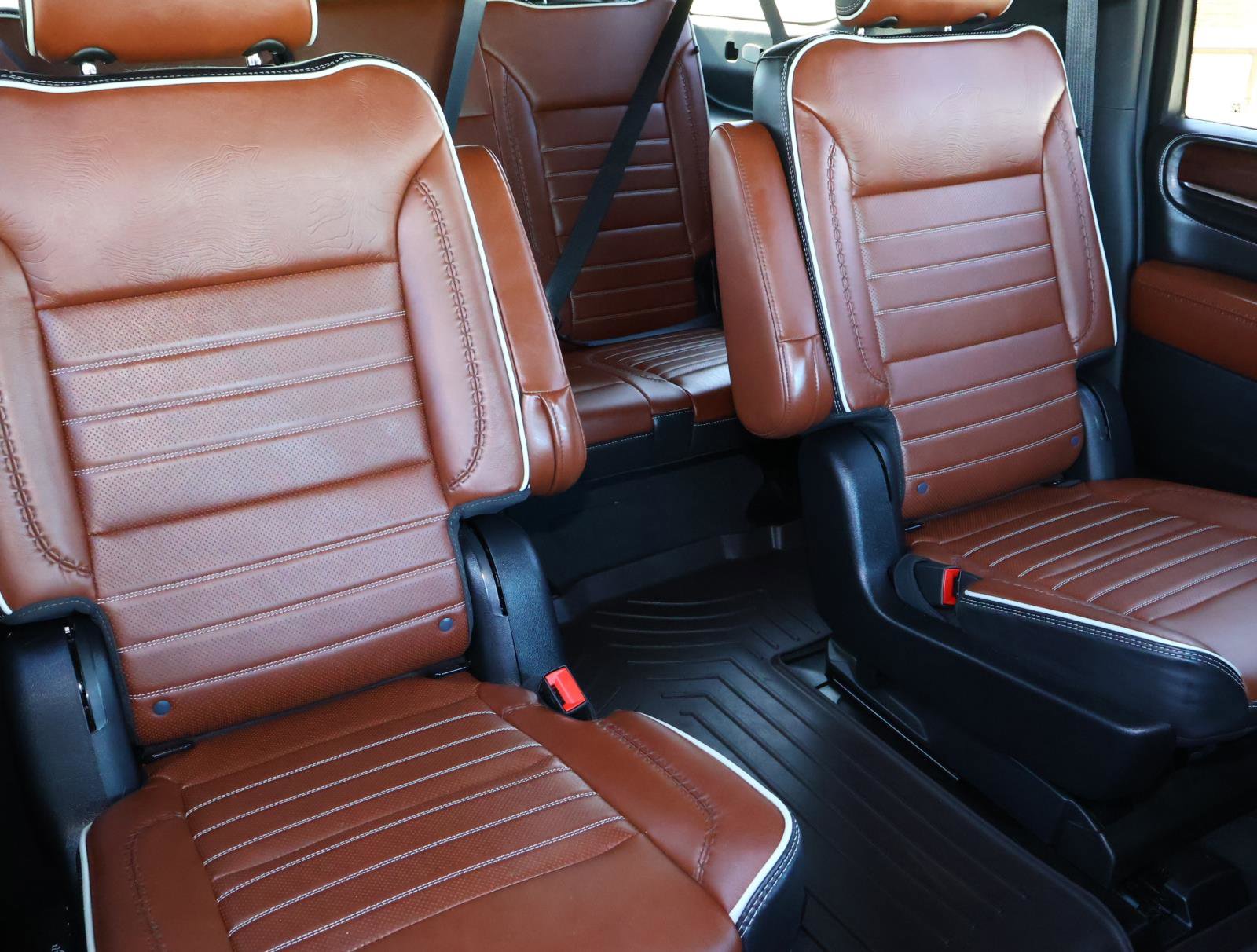 Used 2024 GMC Yukon XL Denali Ultimate image 26