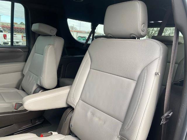 Used 2023 Chevrolet Suburban Z71 image 28